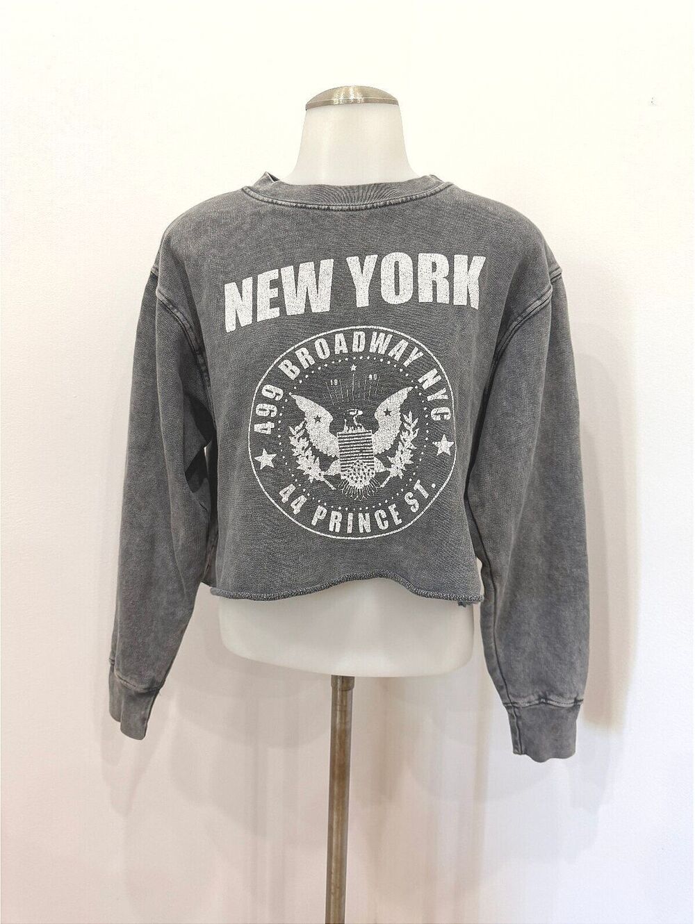 John Galt New York Graphic Crop Sweatshirt Size Small